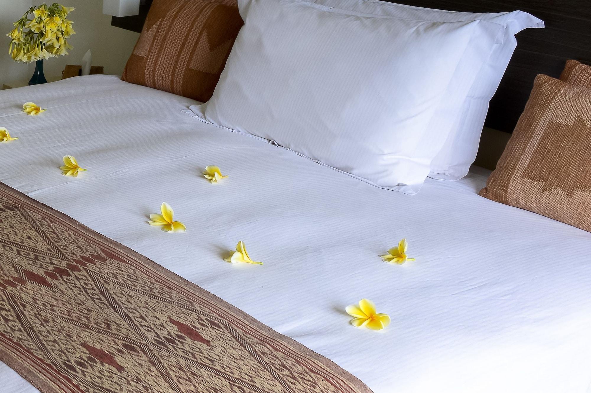 Villa Karingal Senggigi Eksteriør billede