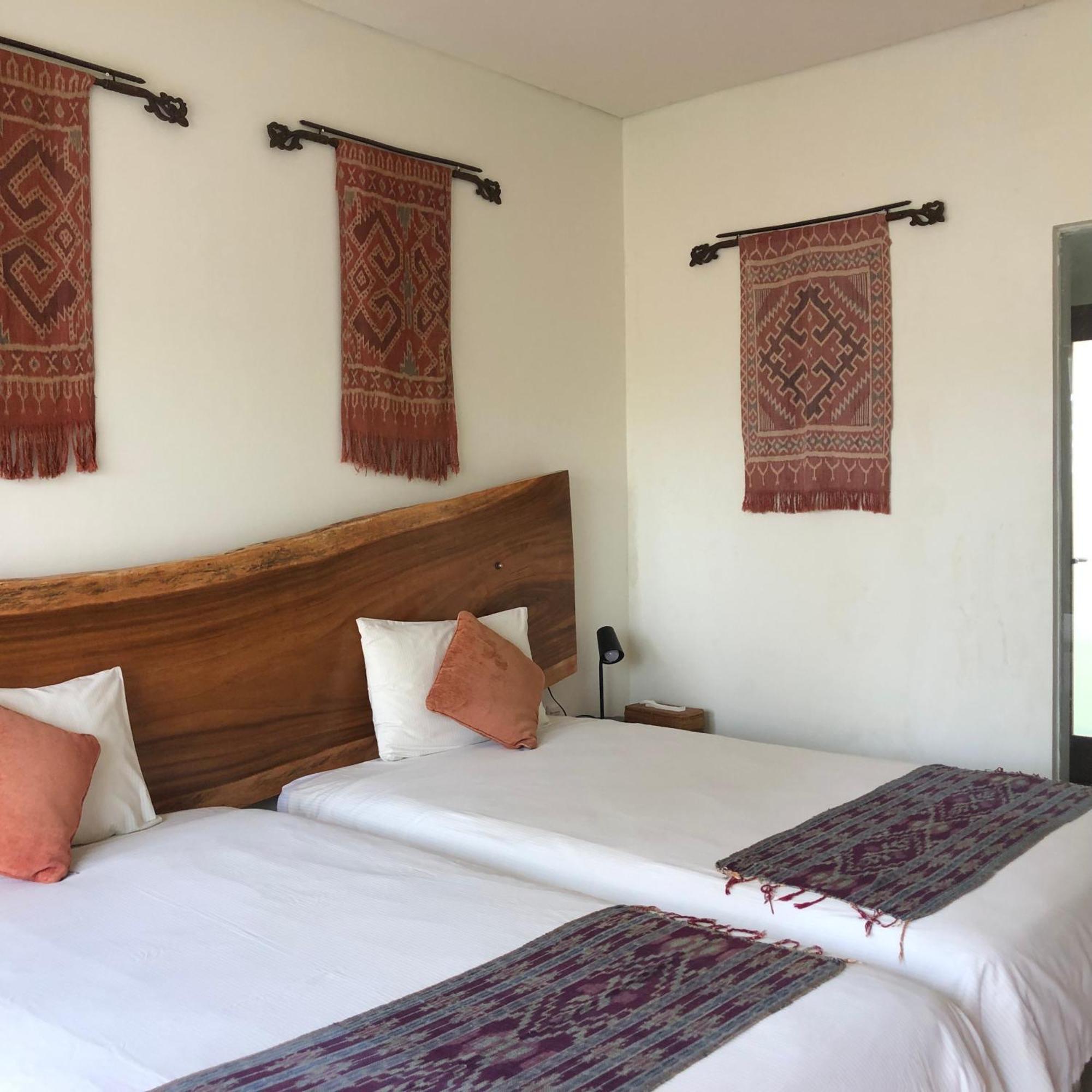 Villa Karingal Senggigi Eksteriør billede