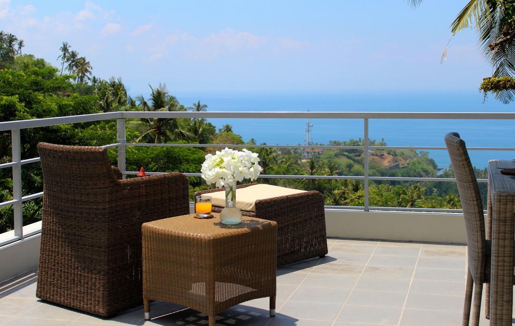 Villa Karingal Senggigi Eksteriør billede