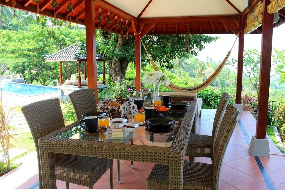 Villa Karingal Senggigi Eksteriør billede